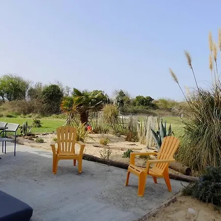 Maison au pied des dunes, 200m de la plage Montmartin-sur-Mer Extérieur photo